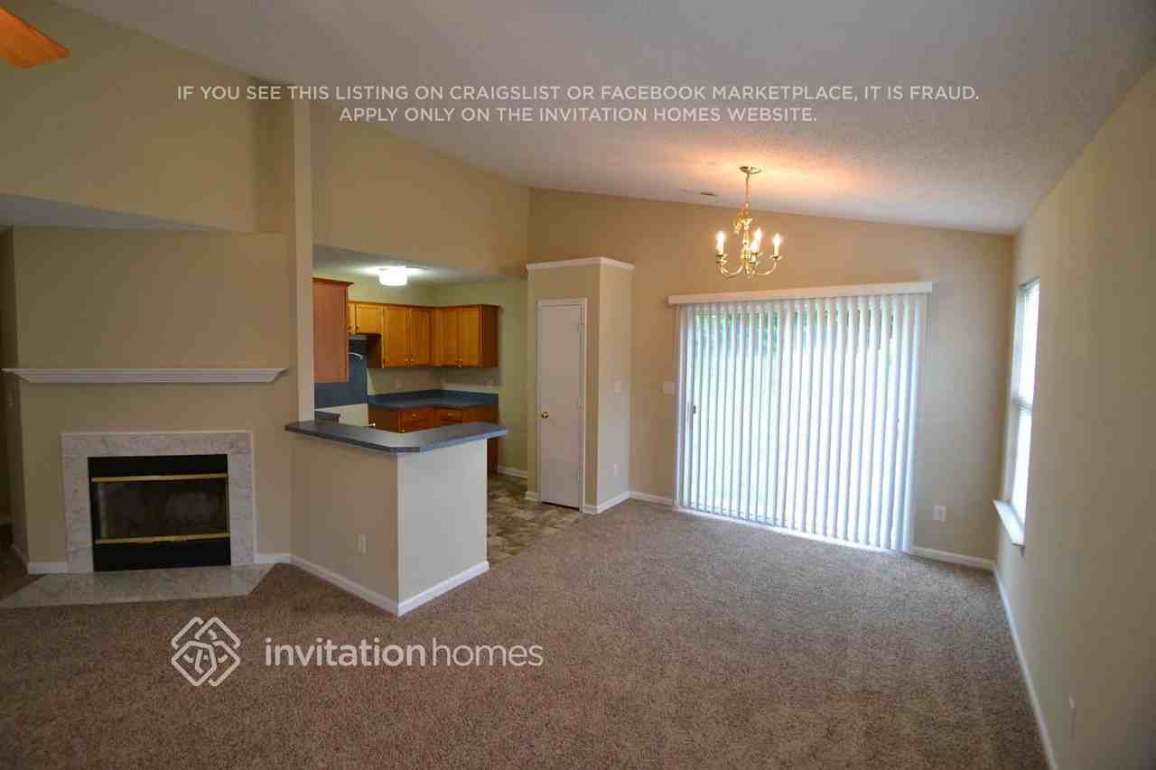 5308 Wisbech Ct - Photo 3 of 10