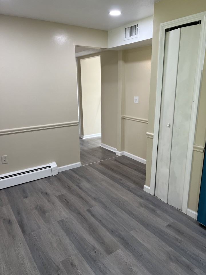 4 Loveland Hill Rd #B4 - Photo 3 of 12