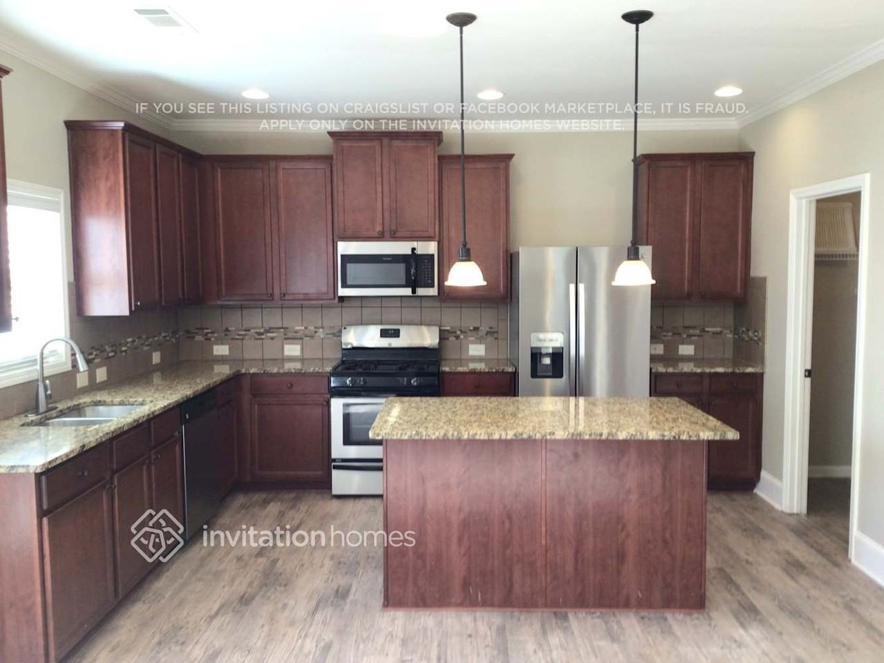 3820 Corbell Ct - Photo 6 of 18