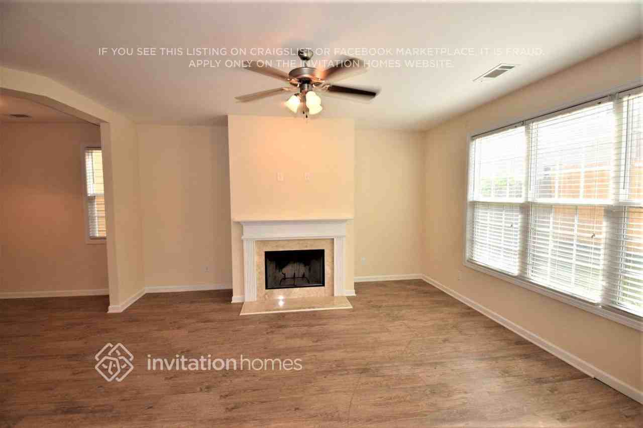 5519 Chatham Cir - Photo 2 of 13