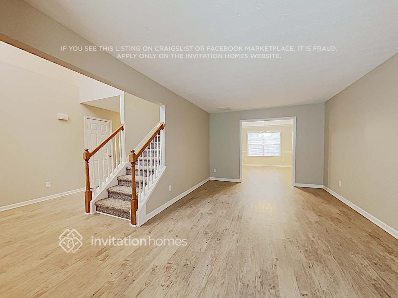 2027 Pierce Way - Photo 4 of 18