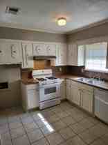 200 W 33rd Ave #NA - Photo 1 of 1