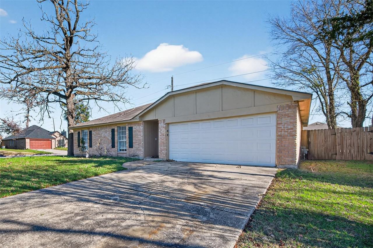 22718 Pebworth Pl - Photo 5 of 45