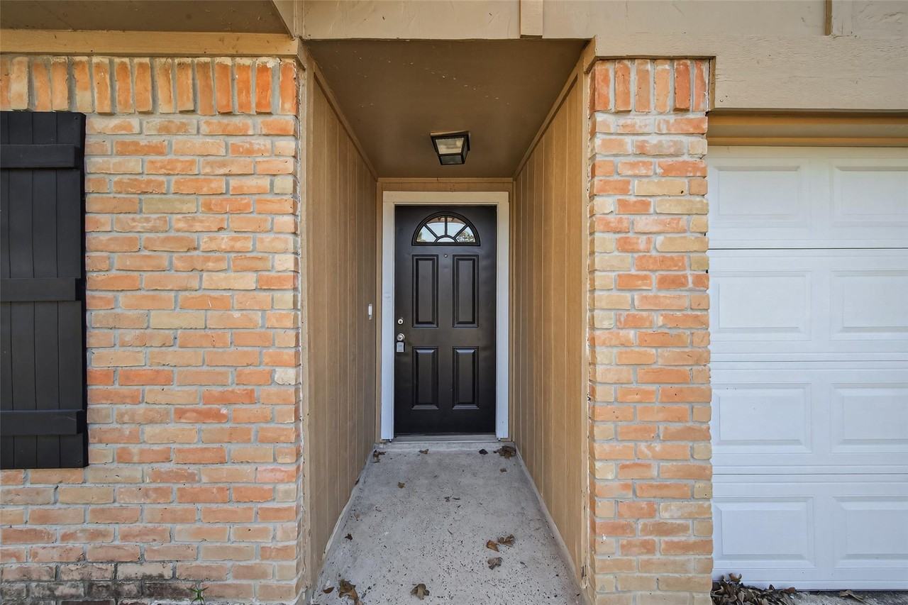 22718 Pebworth Pl - Photo 7 of 45