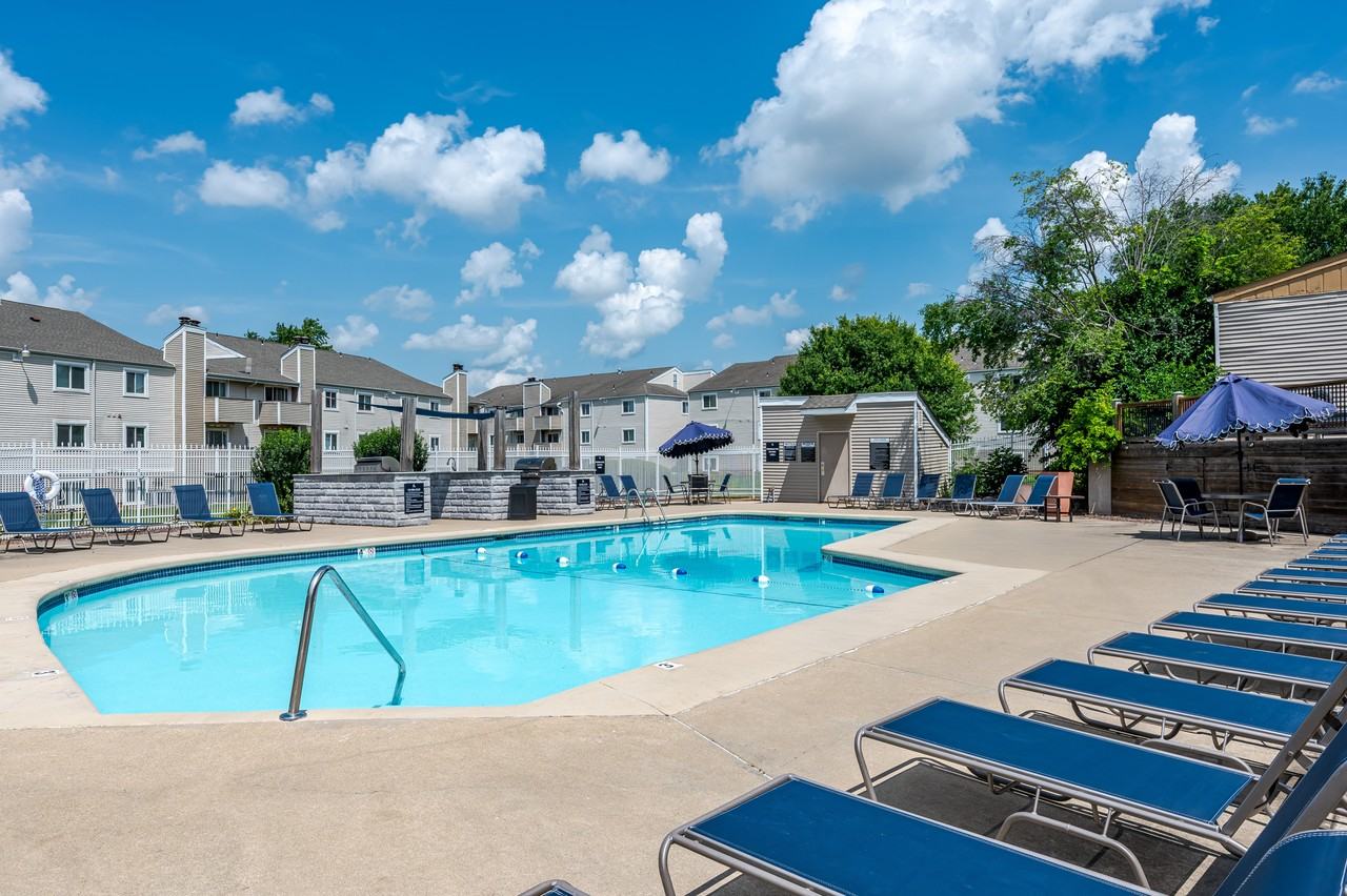 Candles - Photo 4 of 50