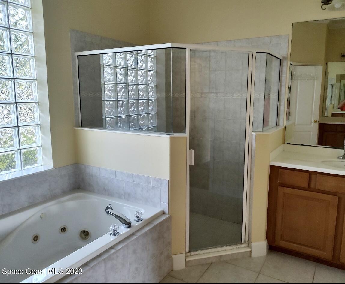 4994 Pinot St - Photo 4 of 6