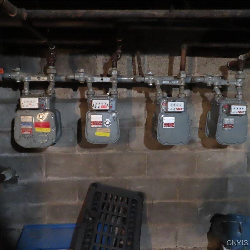 540 Teall Ave - Photo 4 of 23