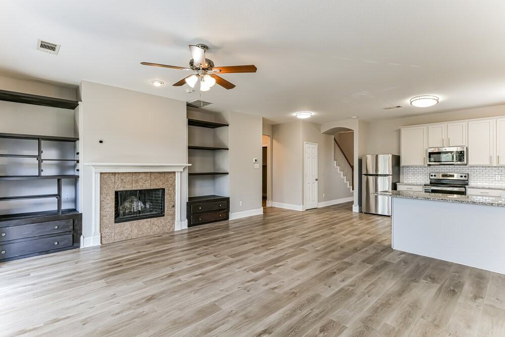 5621 Starwood Ct - Photo 4 of 17