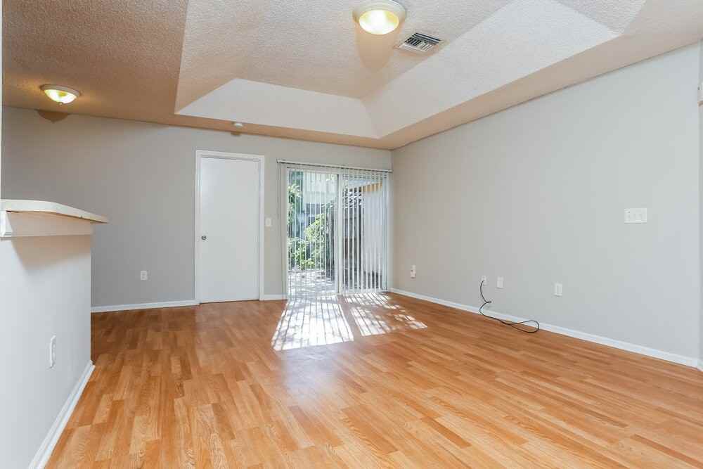 4082 Eastridge Dr - Photo 5 of 21