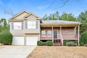 featured image of 10 Stone Ridge Dr