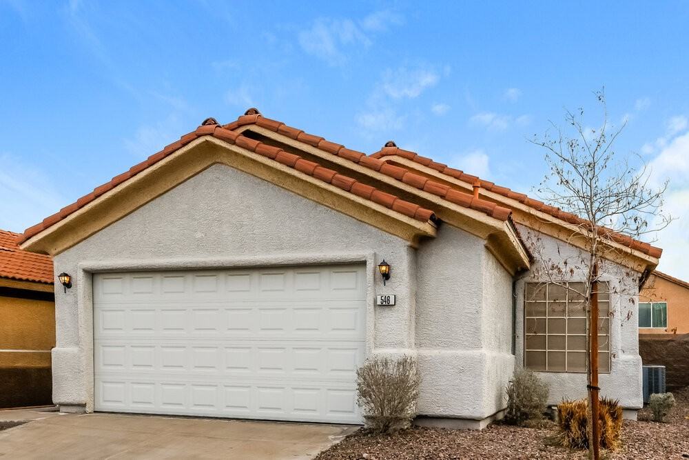 546 Truffles St - Photo 3 of 16