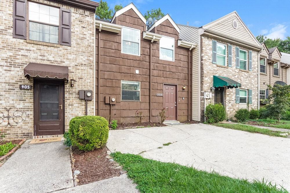 904 Cedar Crest Dr - Photo 4 of 20