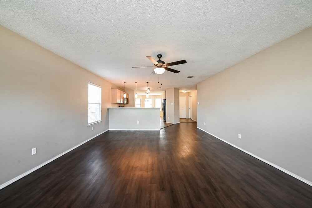 8413 Canvasback Ln - Photo 5 of 19