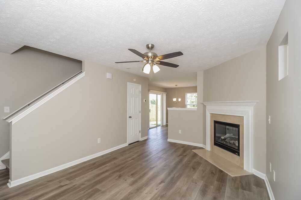 248 Silver Ridge Dr - Photo 4 of 17