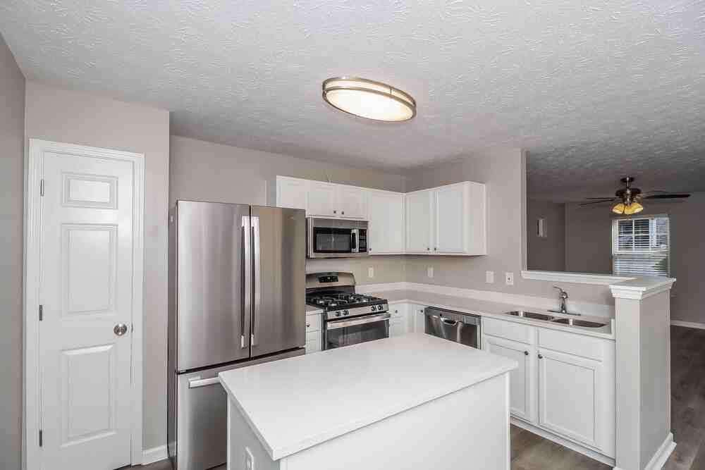 248 Silver Ridge Dr - Photo 6 of 17