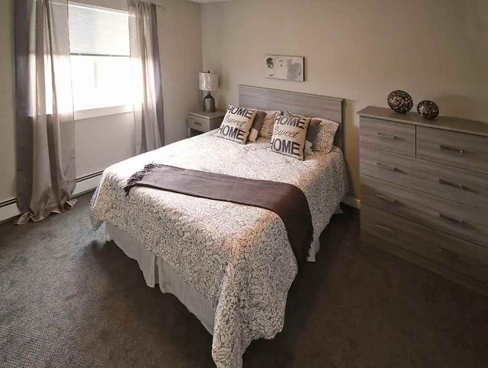 Liberty Park Apartments - Photo 6 of 14