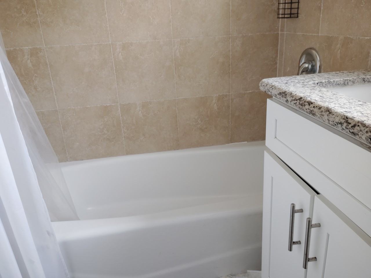 1850 South Coast Highway - Photo 2 of 14