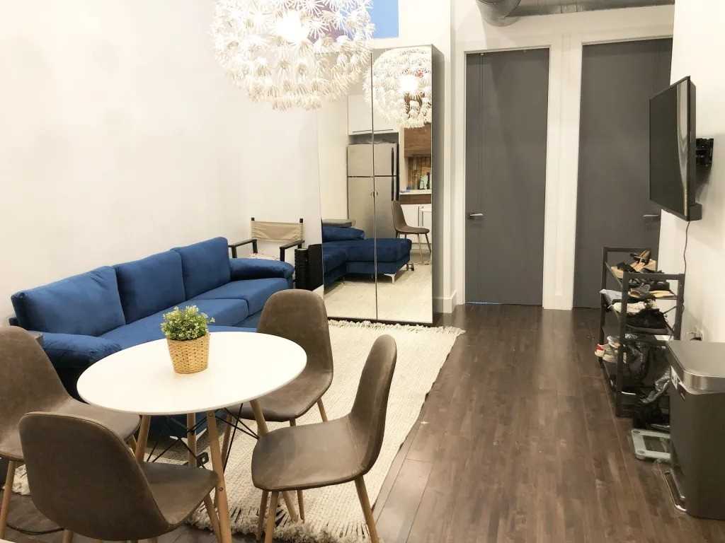 Private Bedroom in 4 Bedroom/2 Bathroom Home - Photo 3 of 8