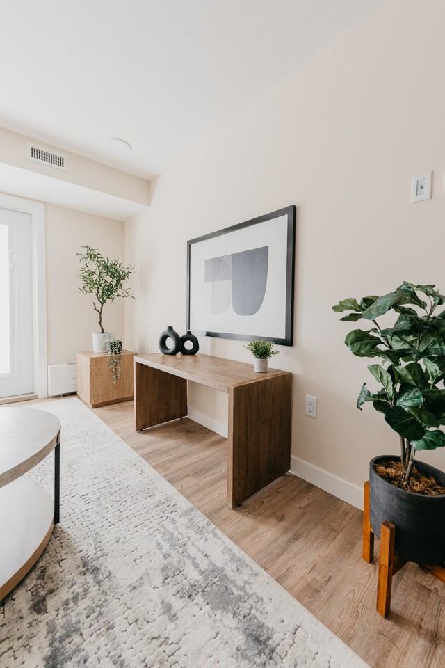 Eastbrook 3000 Trombley - Photo 3 of 46