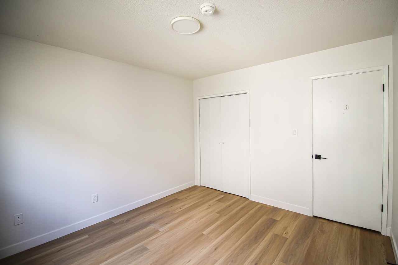 Gilliane - 10965 84th - Photo 6 of 14