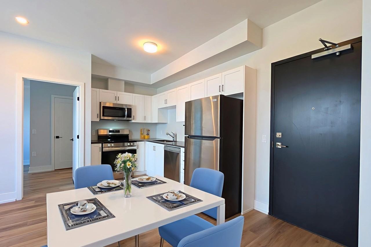 1350 Hemlock Rd - Photo 3 of 40