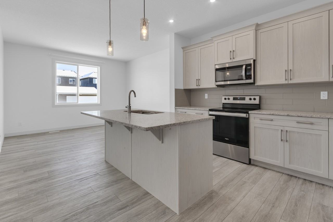 116 Ambleton Street NW - Photo 3 of 28