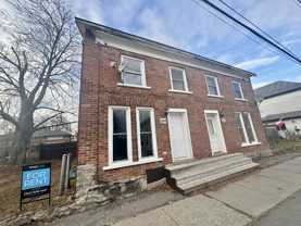 109 Clothier St W - Photo 1 of 1