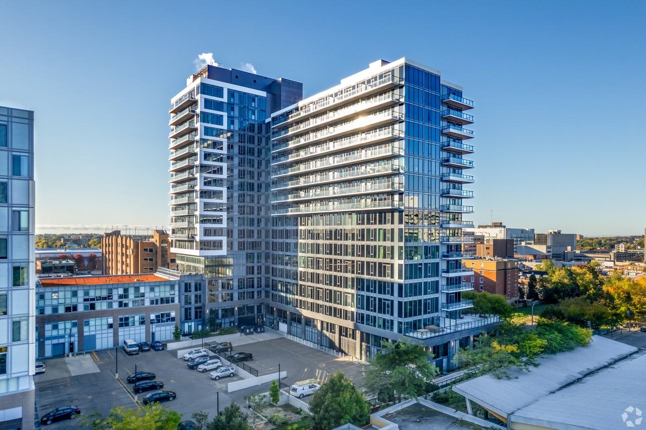 80 Bond St. E. - Photo 6 of 35