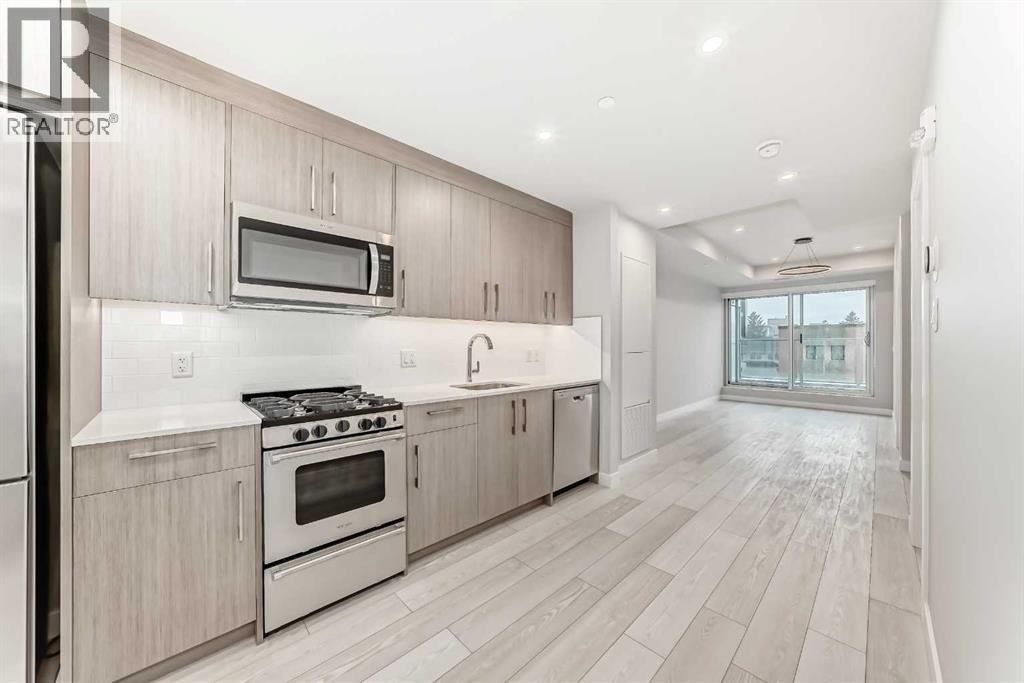 110 18a St Nw Unit 206 - Photo 5 of 33