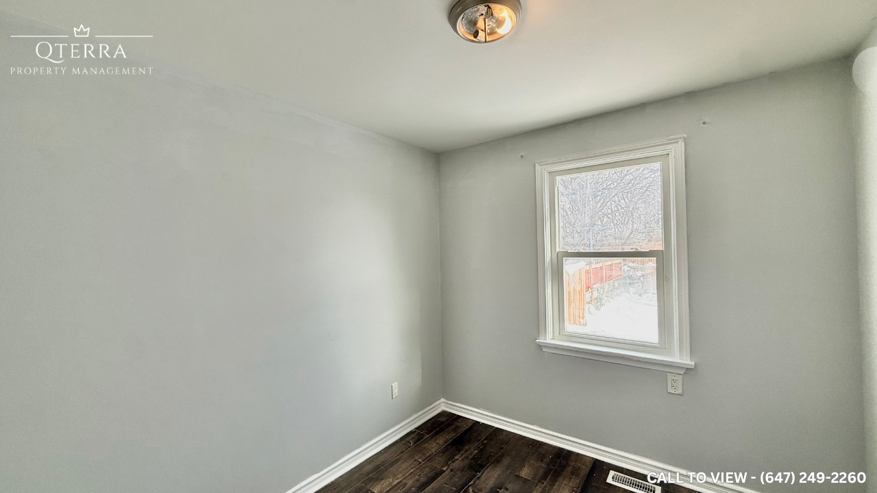 47 Corby Crescent, Brampton, Ontario L6Y 1H3 - Photo 7 of 11