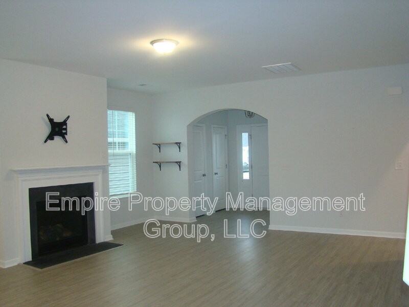 1326 Montford Dr - Photo 6 of 12