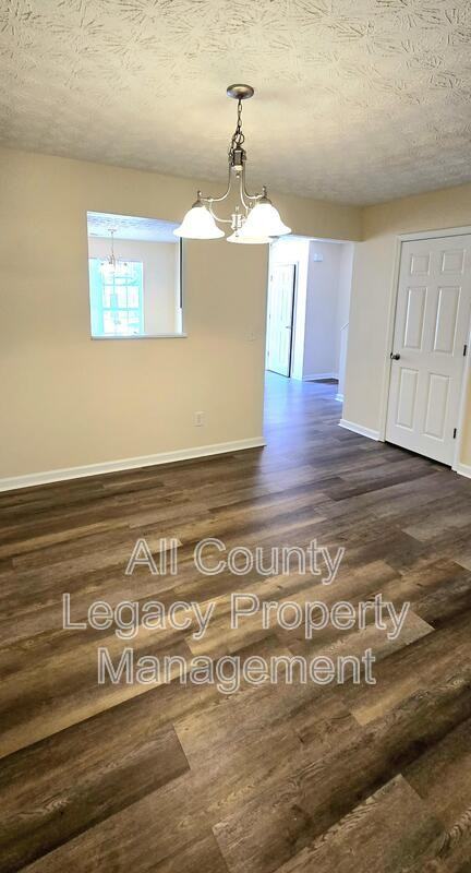 2478 Piering Dr - Photo 6 of 9