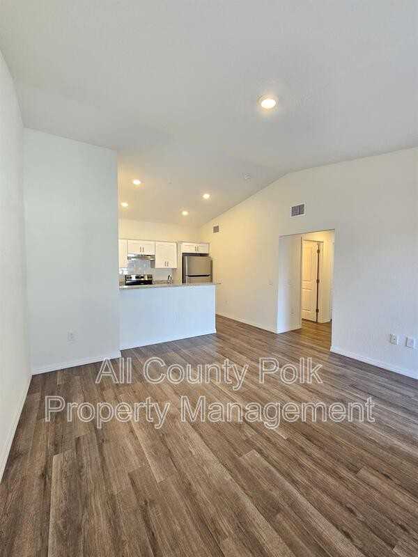 915 Ariana St #28 - Photo 3 of 16