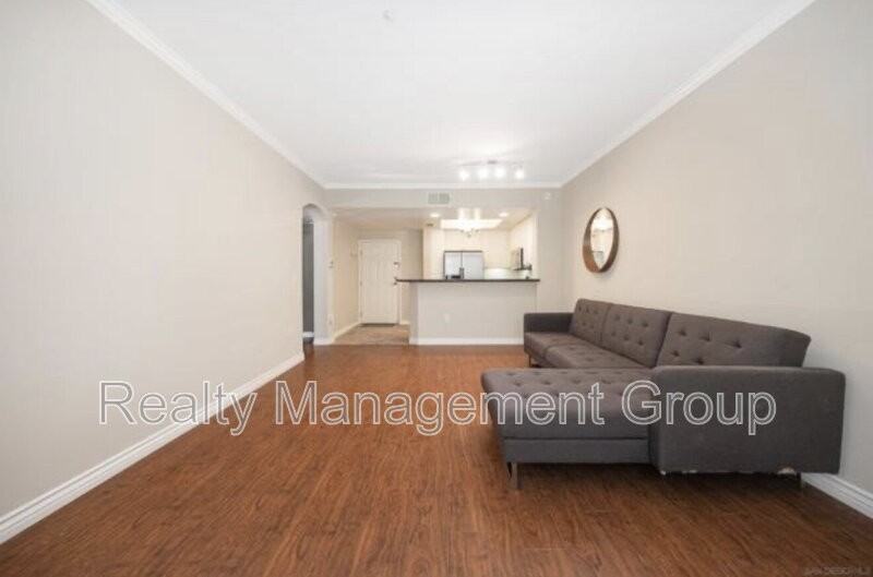 9253 Regents Rd #A107 - Photo 5 of 22