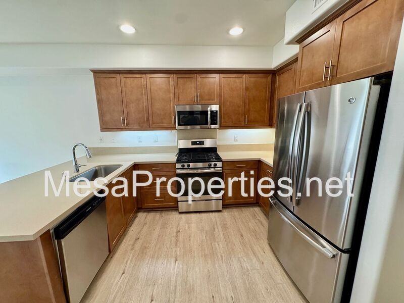 340 N Fenimore Ave - Photo 7 of 19