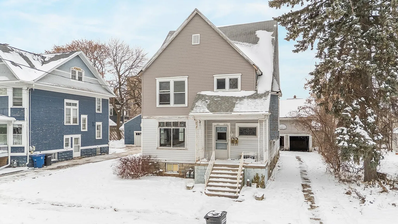 541 Mount Vernon St - Photo 2 of 15