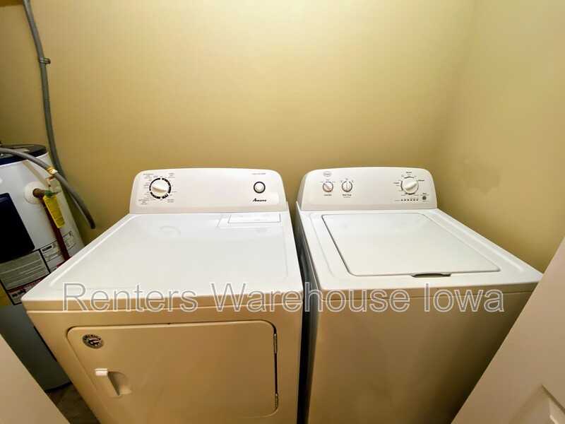 2000 Meadow Ct #212 - Photo 5 of 16