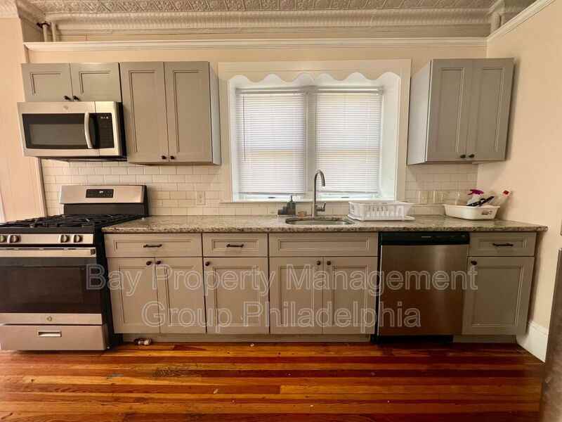 254 E Main St #2ndFL - Photo 7 of 16