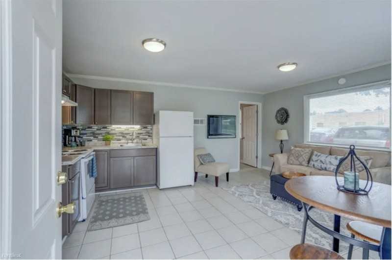 4139 Richmond Hwy - Photo 2 of 11