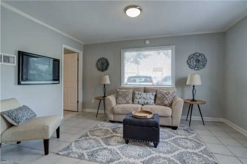 4139 Richmond Hwy - Photo 4 of 11