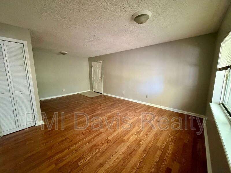 1845 Lindberg Dr #22 - Photo 4 of 25