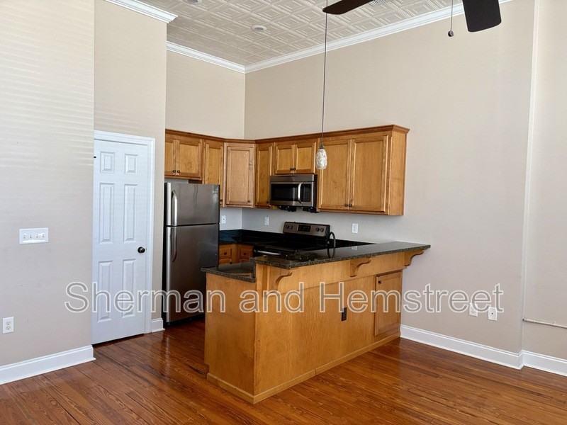 1204 Broad St - Photo 2 of 12