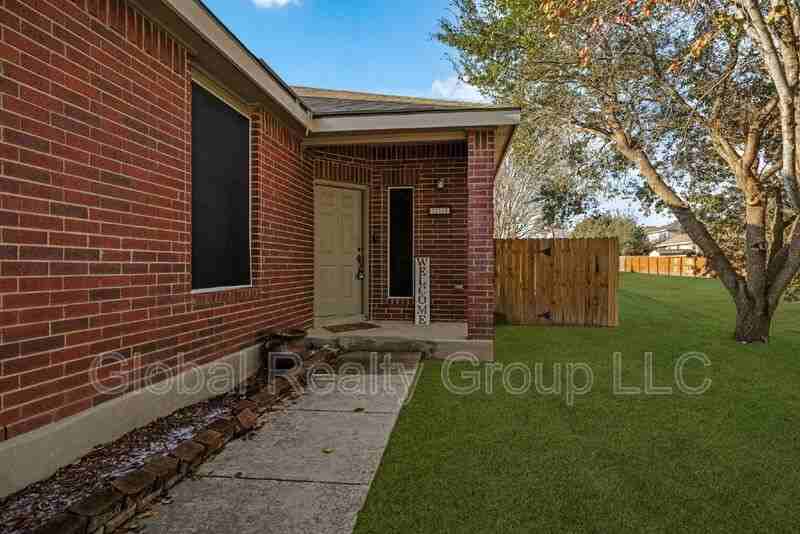 216 Silver Wing - Photo 3 of 29