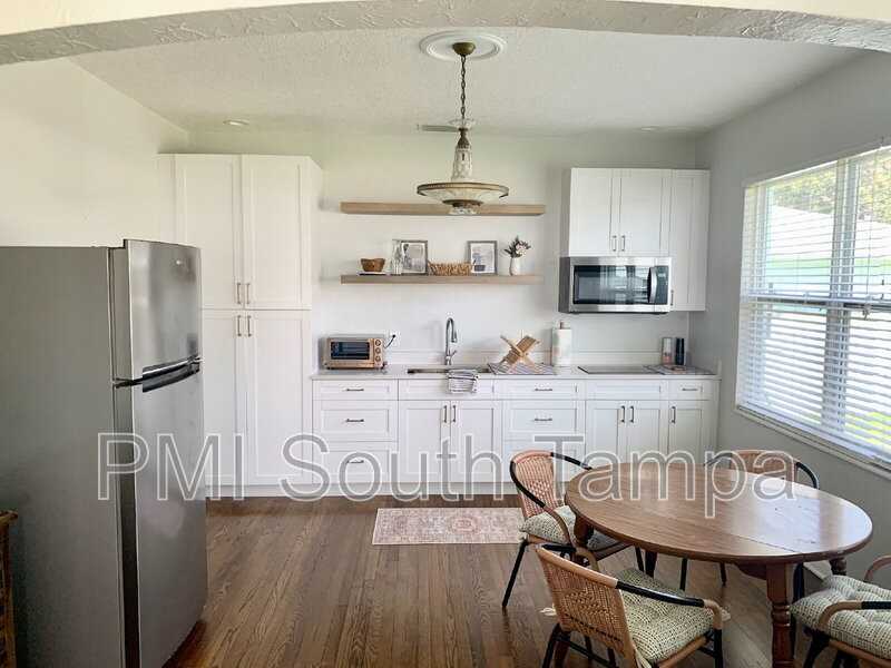 701 S Bermuda Blvd #B - Photo 4 of 25