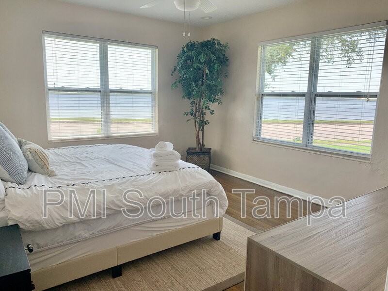 701 S Bermuda Blvd #B - Photo 7 of 25