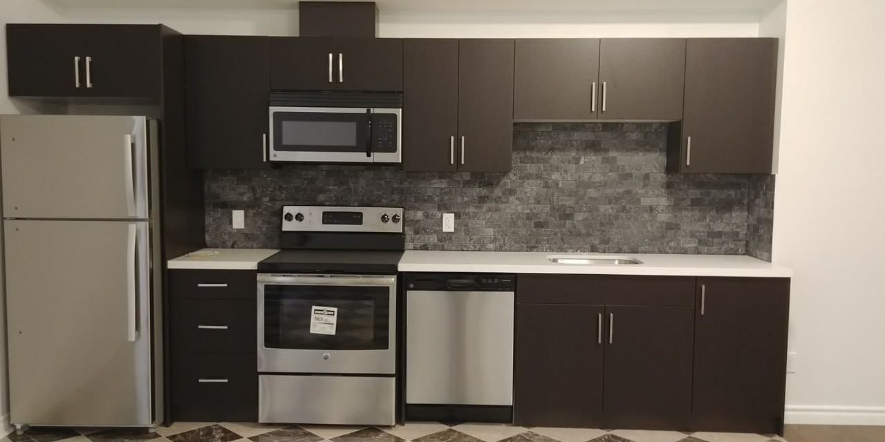 89 Bellwoods Avenue - Photo 2 of 8