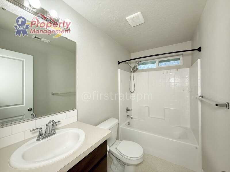 11398 W Belgrave St - Photo 6 of 36