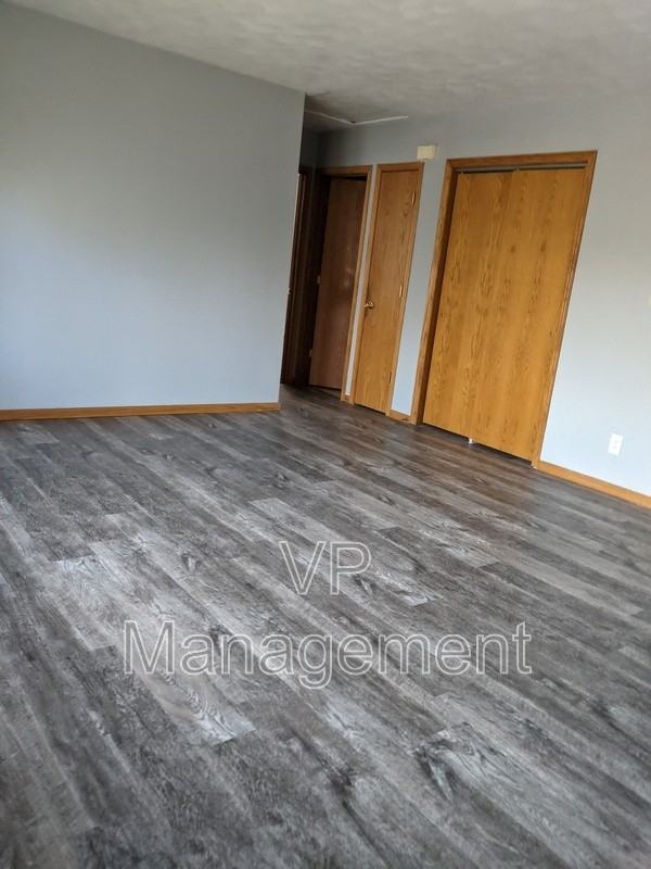 2607 Diehn Ave #4 - Photo 5 of 11