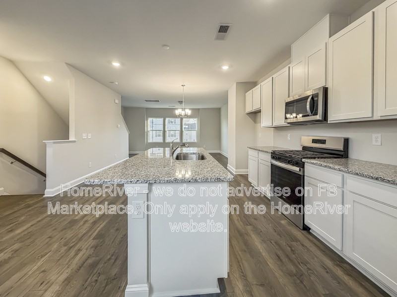 2029 Fishamble St - Photo 7 of 22