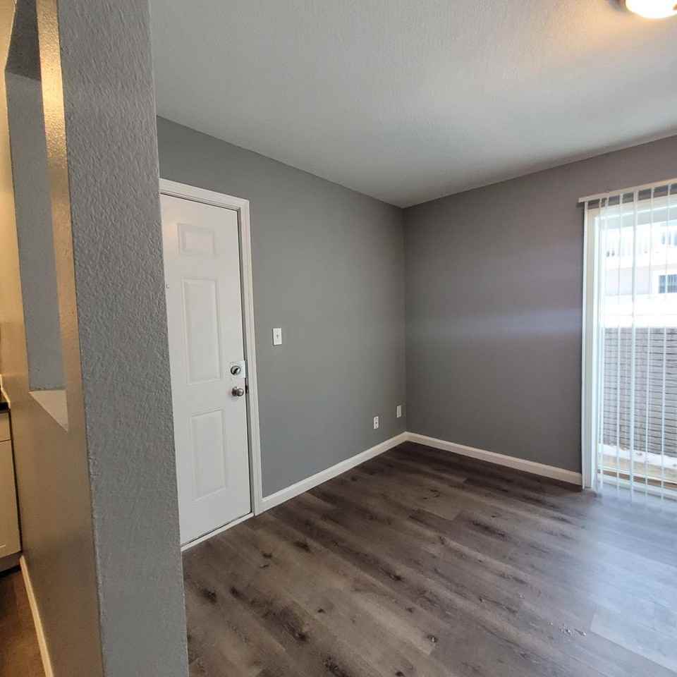 49 on Polk - Photo 7 of 36